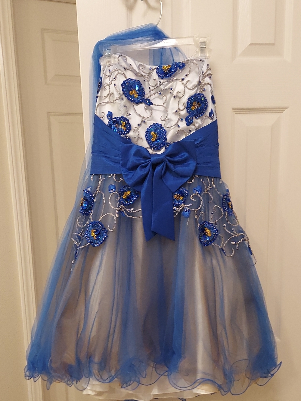 Jasy Couture Blue Floral Tulle Prom Dress with Bow And Shawl